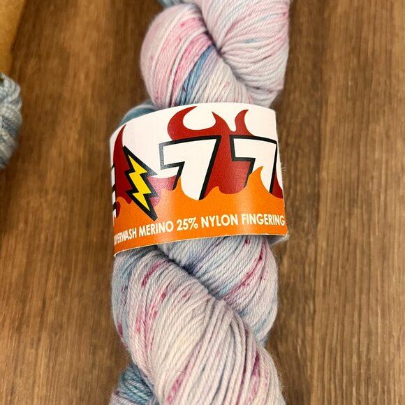 Hand Dyed Merino Wool/ Bamboo Skeins Madelinetosh Jake77 pastel - Picture 9 of 15